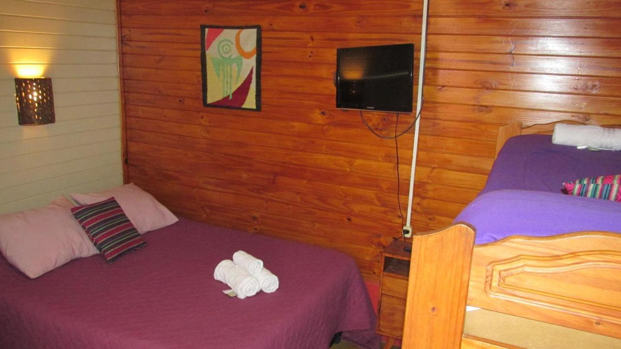 Hostal Del Suri Cafayate Bagian luar foto