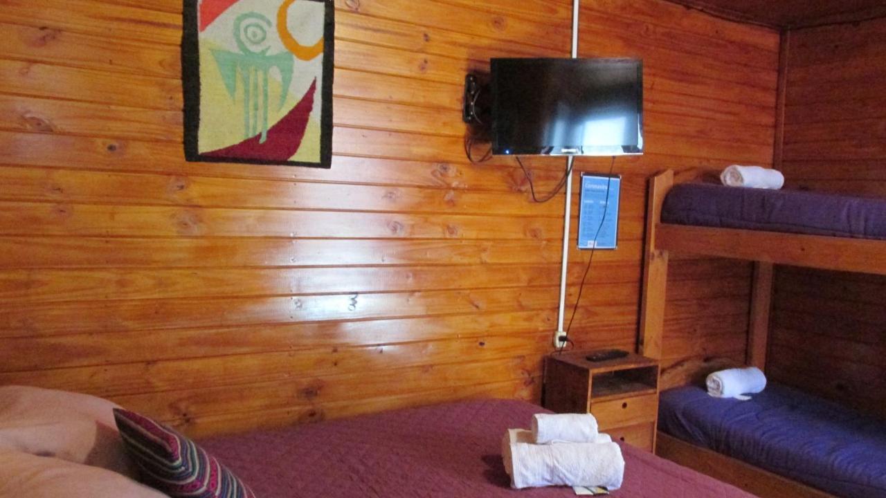 Hostal Del Suri Cafayate Bagian luar foto