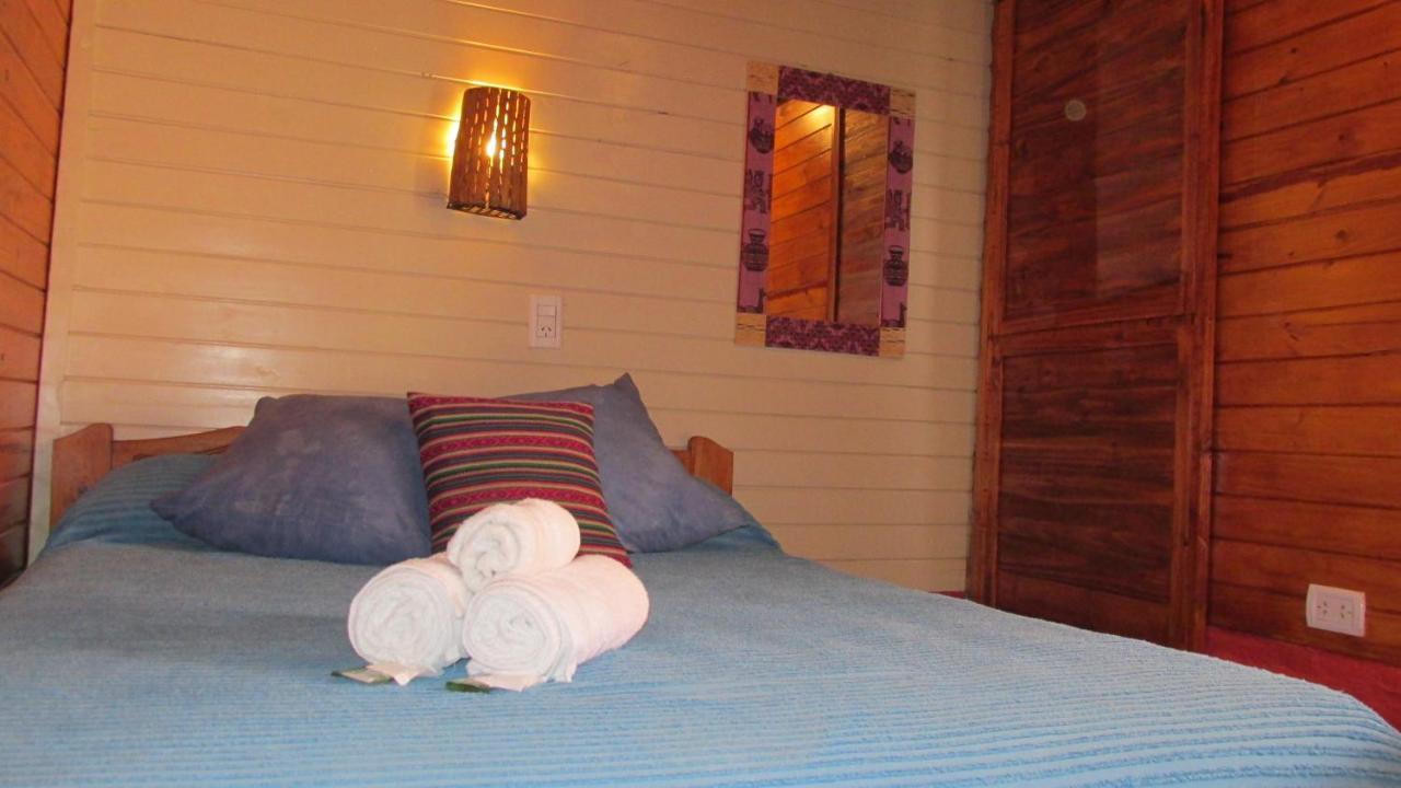 Hostal Del Suri Cafayate Bagian luar foto