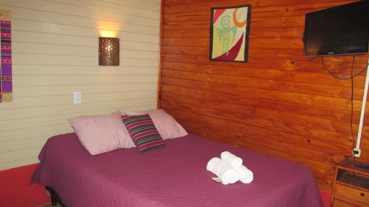Hostal Del Suri Cafayate Bagian luar foto