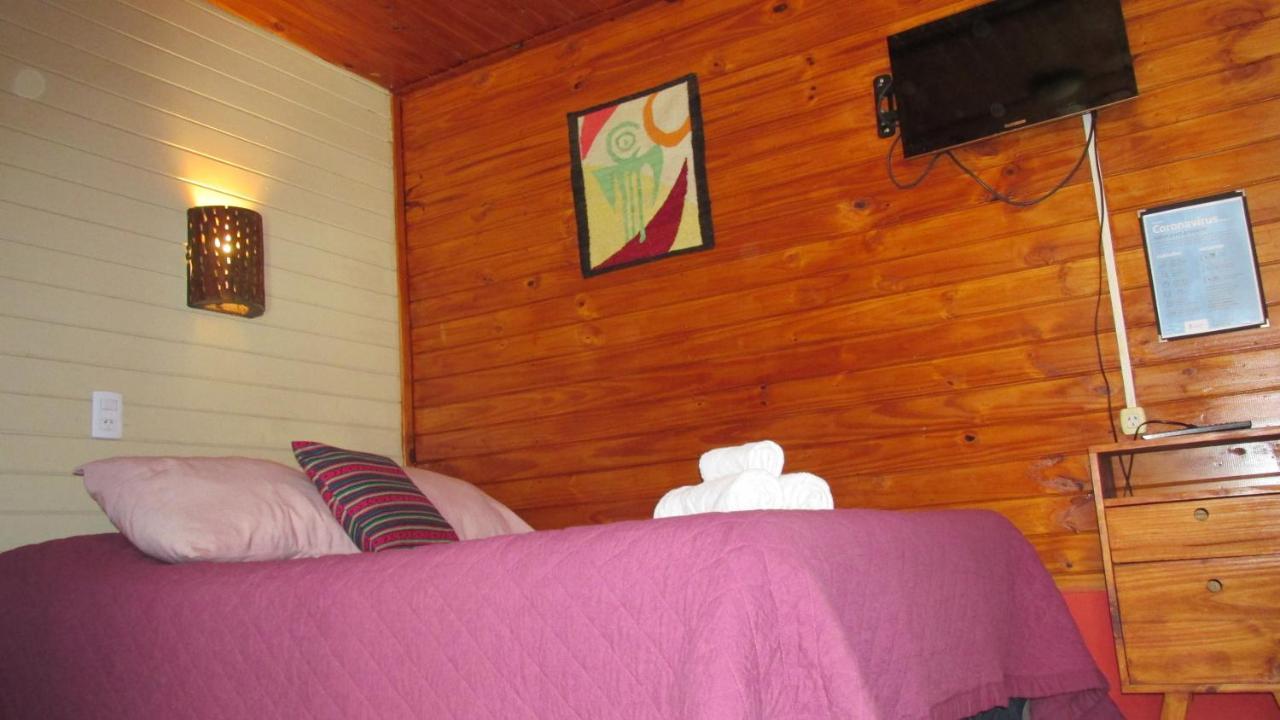 Hostal Del Suri Cafayate Bagian luar foto