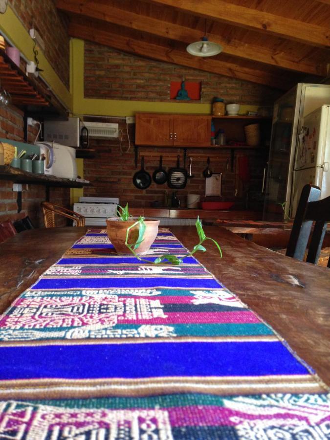 Hostal Del Suri Cafayate Bagian luar foto