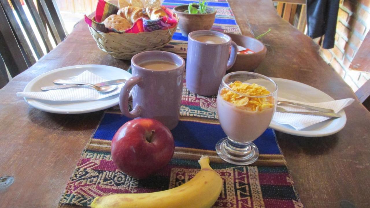 Hostal Del Suri Cafayate Bagian luar foto